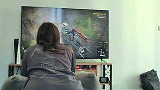 my step sister didn't notice me cumming all over her back during our first time