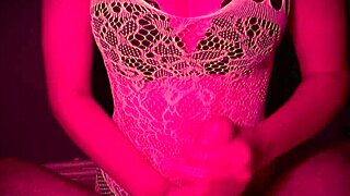 Amazing handjob from 18-year-old girl to old man!