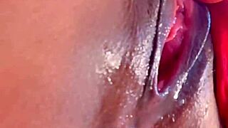 i lick my pussy and masturbate until i cum