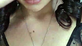 Eu Me Maquiando E ArrumanDo O Cabelo Com Desejo