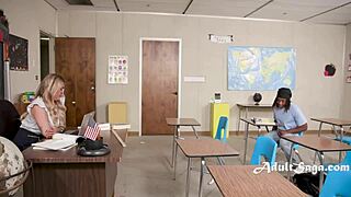 Size matters in backdoor matters with Lolly Dames and Mighty Dee