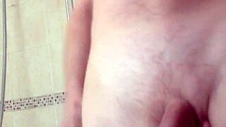 猛砸大蛋蛋加美屌的欢乐玩弄