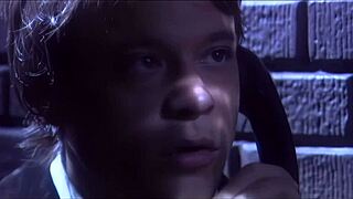 吉娜·莱德斯大奶在女上位中狂跳，导致激烈颜射