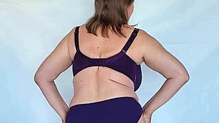 mature milf in stockings and heels never ends 😍