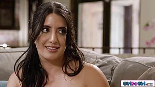 wanna see my girlfriend's big tits to suck?