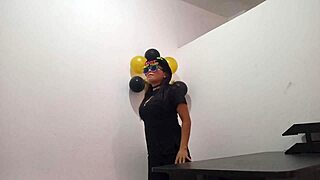 I'm Bored At Work! Insert Butt Plug Now!