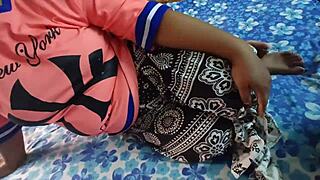 Desi girlfriend cheats with lover in hotel room