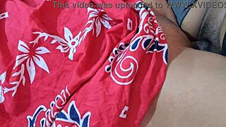 Shy Married Woman Fucks Food Delivery Guy With Big Black Cock