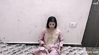 desi housewife pounded hard with cum inside