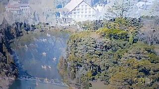 Thetourist says, 'Hey Larissa, let's match up.'