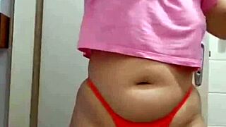 Exhibitionist Flashes Her Big Pussy Online for Pepeka