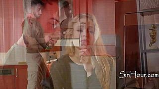 Alexa Flexy Francis Tries the Rumprix Anal