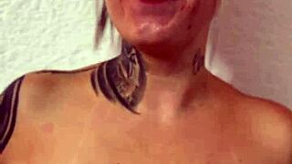 Slutty Whore Offers Pix Or Mysterious Blowjob On Street