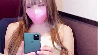 【個撮】女装がイタズラ電話をした後にオナニーする動画