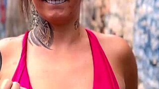 Slutty Whore Offers Pix Or Mysterious Blowjob On Street