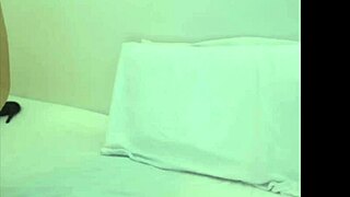 可爱金发网红摄像头自慰秀