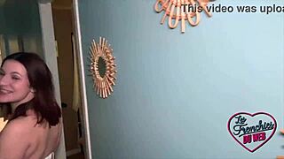 Katy Et Miss Alice Deux Belles Femmes Soffrent Une Bite � Deux