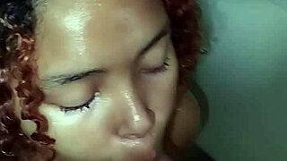 Casal Faz Sexo Apaixonado No Banheiro!