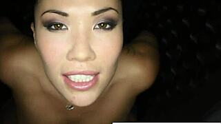 naturally stacked london keyes stripping nude