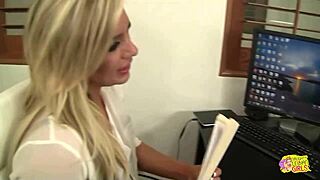 Cameron Dee Eats Raven Rockette's Perfect Pink Pussy