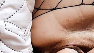 i'm doin double masturbaation and doggy style sex