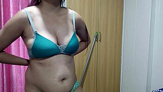 Indian Desi Sali Seduces Jija for Hardcore Sex in Clean Room