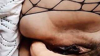 i'm doin double masturbaation and doggy style sex