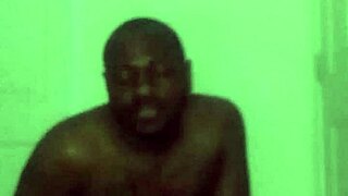 i'd give oral to a 19yo's dick for free 😏