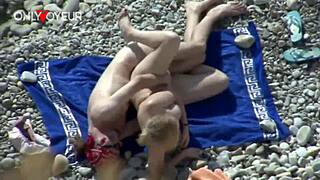 Beach voyeur catches juicy-ass white girl fucked doggystyle