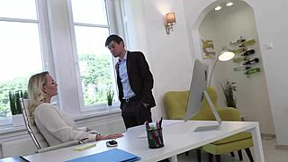 Housewife brunette fucks in missionary and cowgirl with muscular monster cock