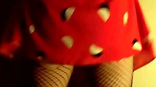 Nurse Lucy Diamond twerks in sexy fishnets