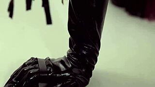 shemale in latex outfit has sex with her partner