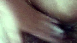 quero sentir sua porra quentinha escorrendo em mim 😍