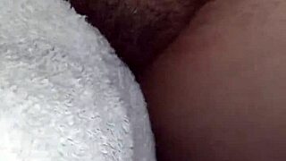 incinta flashes on toilet with bide fetish