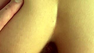 evanovva shares her story in a simple, beautiful narrative.