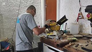 vov� do garoto virgem pregou a piroca na tiffany montavani encima do carro pois a tarada n�o tinha dinheiro para pagar o velhinho e foi no xerecard buceta pix