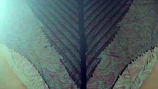 i love elza kom's nylon tights fetish in the bedroom