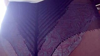 i love elza kom's nylon tights fetish in the bedroom