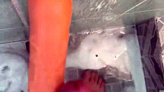 我的鸡巴摩擦你的鸡巴磨蹭