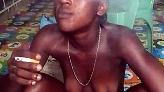 Crazy bitch twerking naked then enjoyed fucking her big dildo in both ass and pussy!