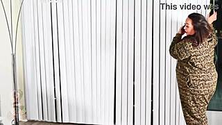 welfare check turns into bent over ass pounding with monster cock 😈