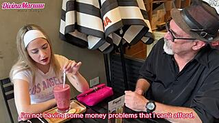 abuelo cogedor folla a joven inocente argentina por ayuda economica - divinamaruuu