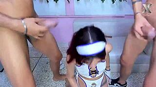 does adorable jasmine give blowjobs to her college friends in a group?