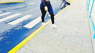 i love this morena with big tits and huge ass, so sexy