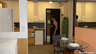 Comi a gostosa da minha cunhada