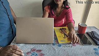 desi indian bhabhi fucked hard at office