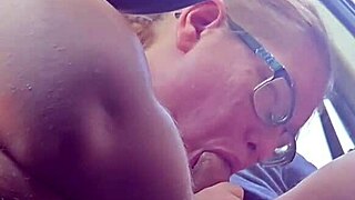 Homemade bbw performs deepthroat blowjob on big cock for lunch