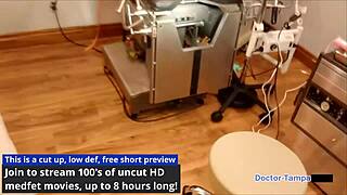 Phoenix Rose在佛罗里达遭Dr Tampa振动棒羞辱