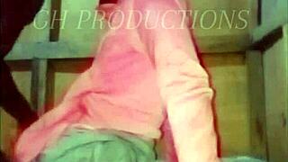 ghetto slut gets pussy and ass stretched