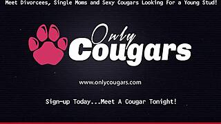 christiana cinn sucks on darcie dolce's big roast beef pussy